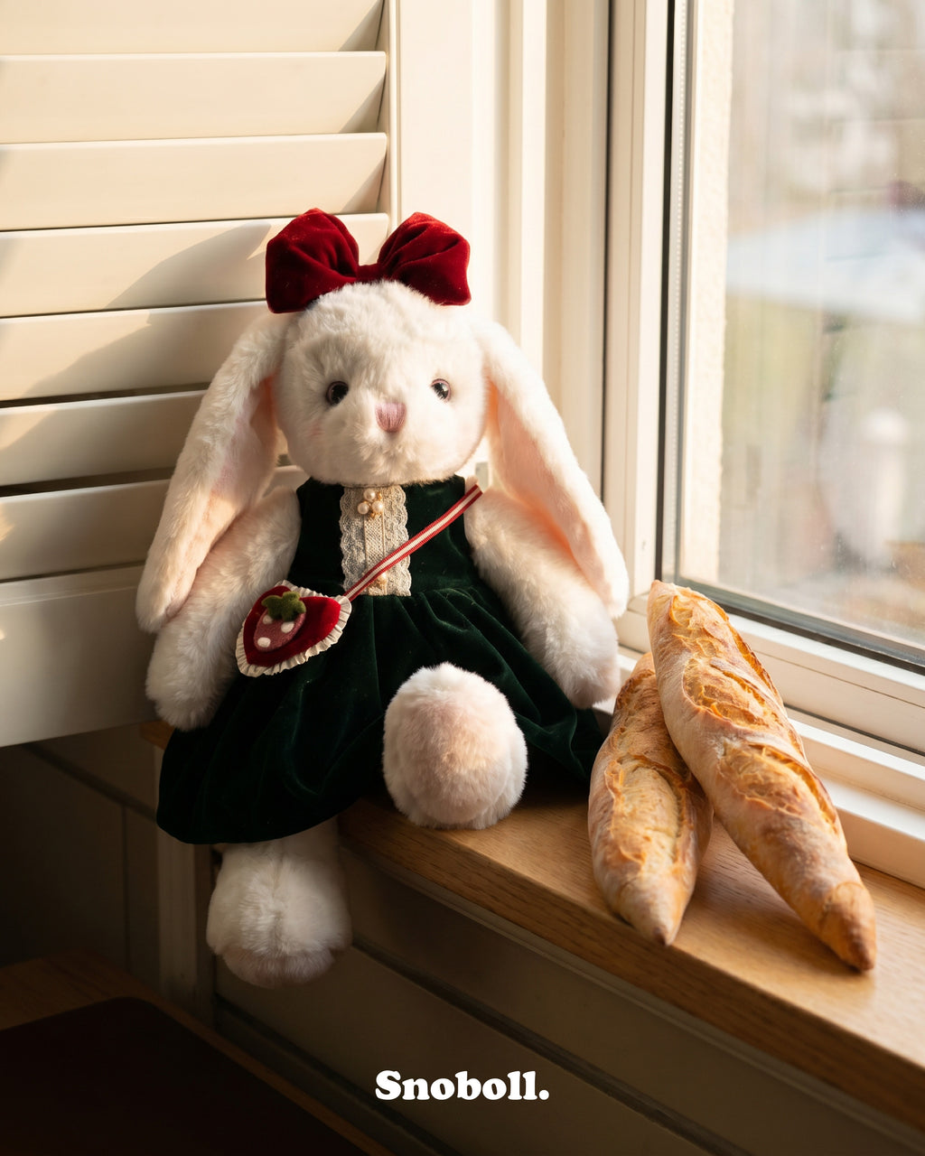 Snoboll plush toy, lifestyle photo