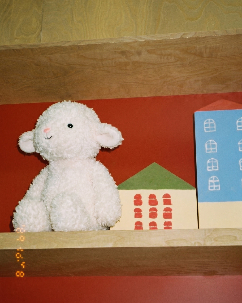 Snoboll plush toy, lifestyle photo