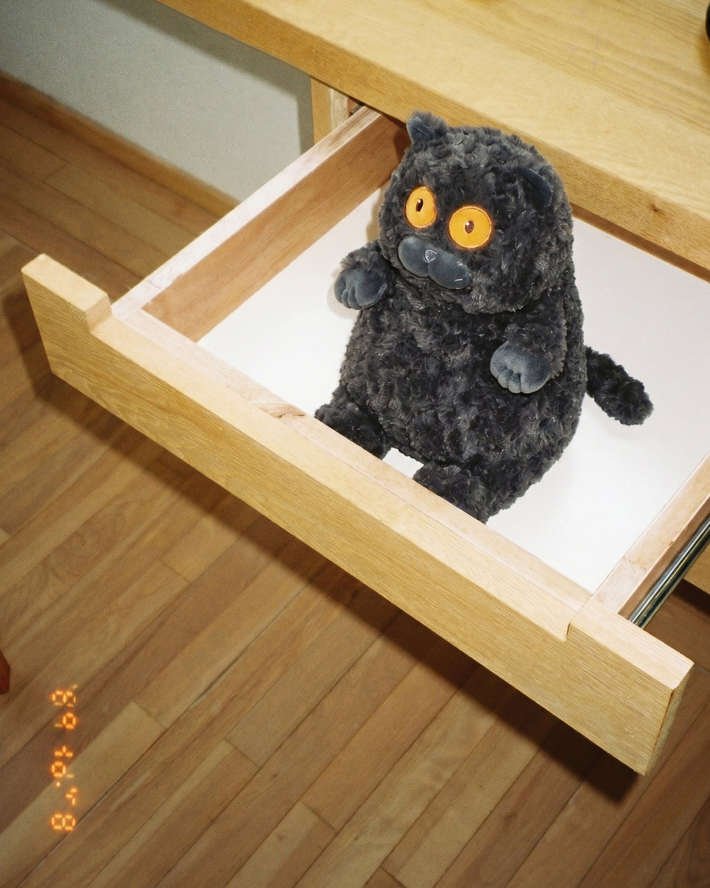 Snoboll plush toy, lifestyle photo