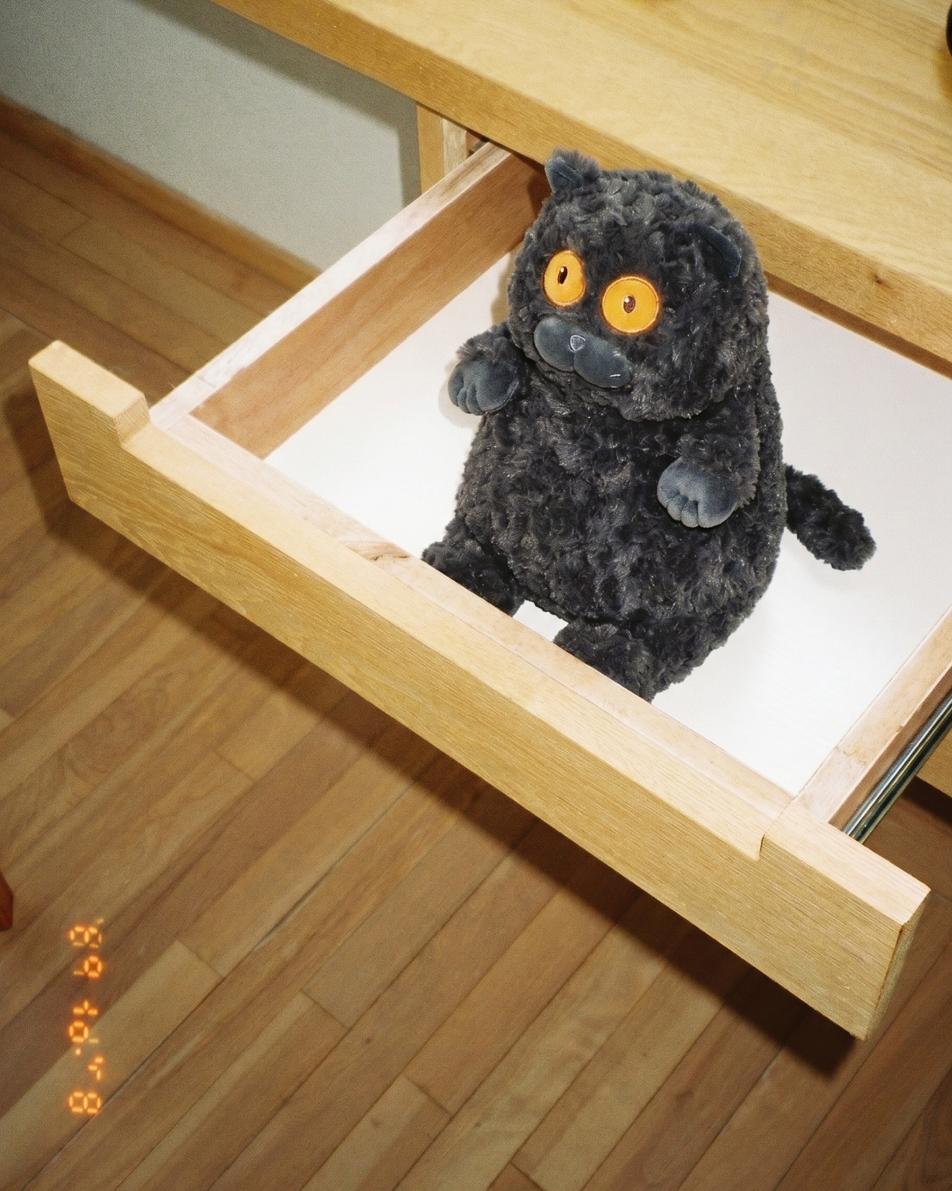 Snoboll plush toy, lifestyle photo